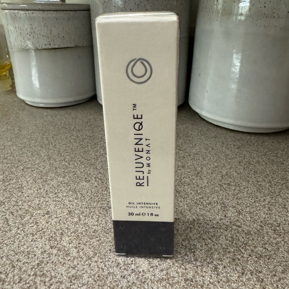 Monat Rejuvenique Oil Intensive
